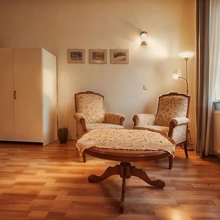 Apartamento Schoen Wohnen Naehe Schoenbrunn Viena Exterior foto